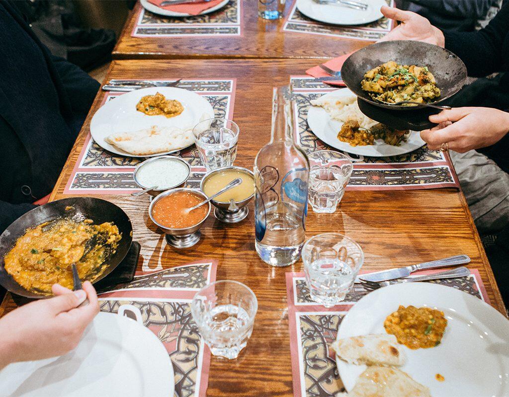 5 Things You Didn't Know About London's Brick Lane a.k.a. Banglatown - Eating Europe Food Tours - https://ligne-natura.today/blog/banglatown