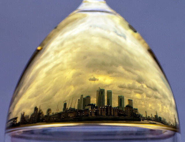 London (Docklands) in a glass