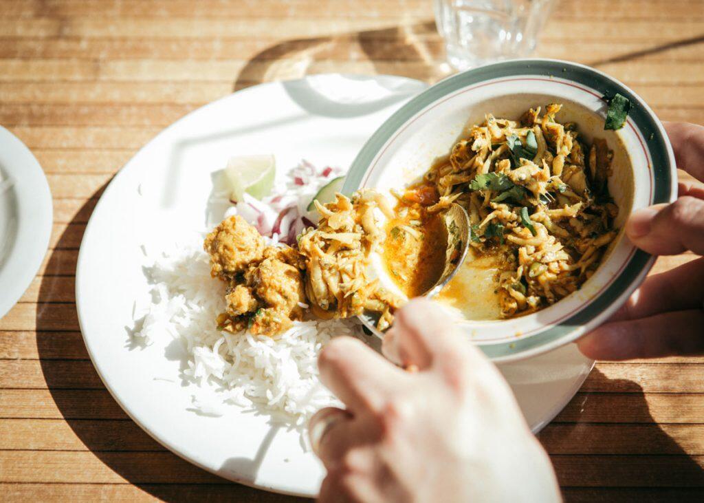 5 Things You Didn't Know About London's Brick Lane a.k.a. Banglatown - Eating Europe Food Tours - https://ligne-natura.today/blog/banglatown