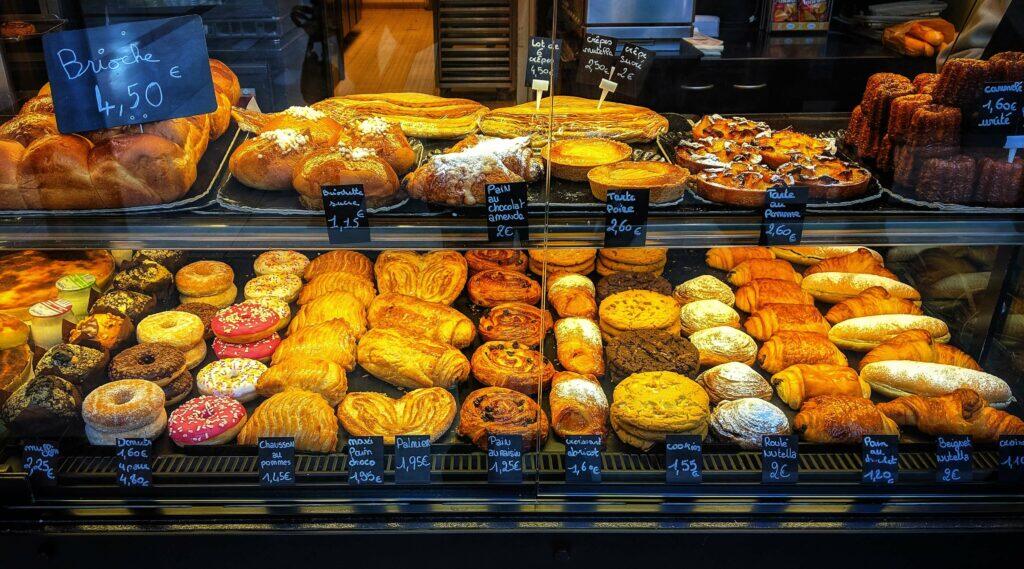 Typical_French_bakery_pastries