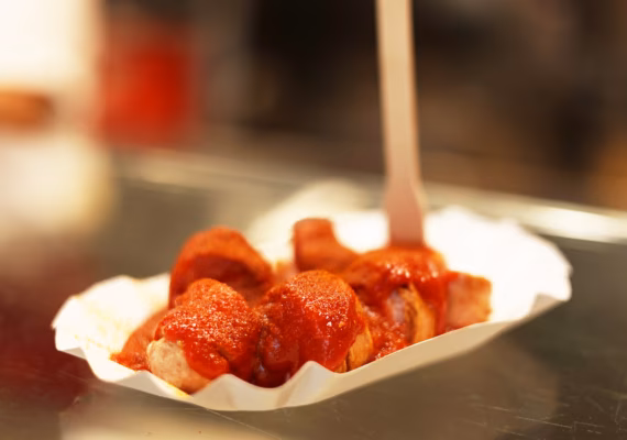 Private Berlin's Greatest Hits: Food, Beer & History Tour