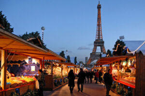 christmas_market_eiffel_tower_paris