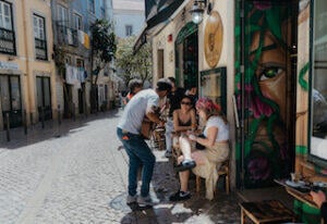 outside_of_Tasquinha_Canto_do_Fado_Lisbon
