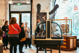 inside_of_Alain_Ducasse Chocolate_Paris