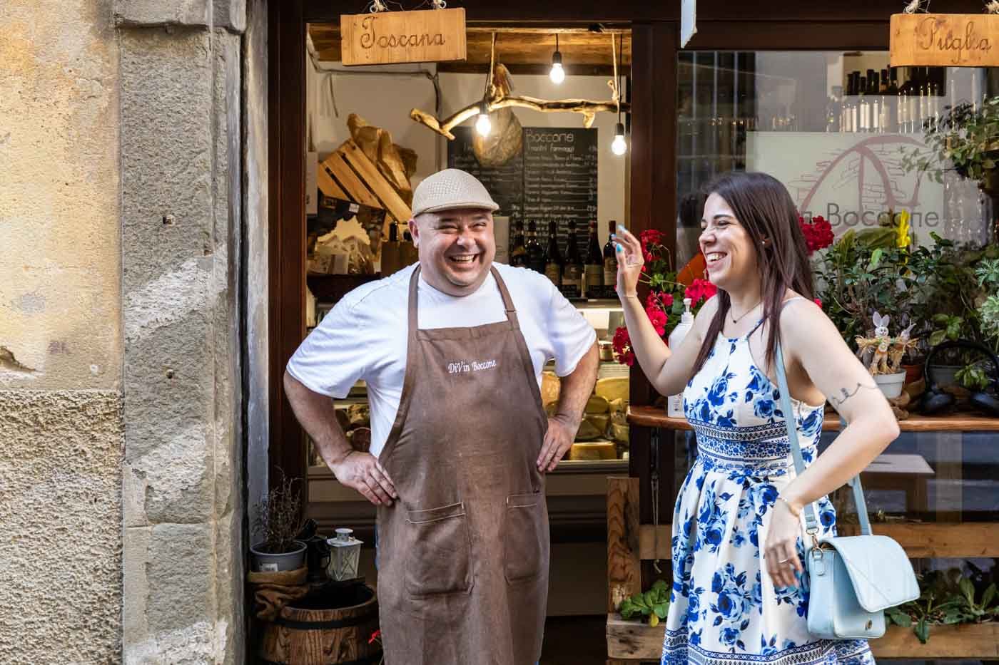 Eating_europe_tour_outside_Divin_Boccone_Florence