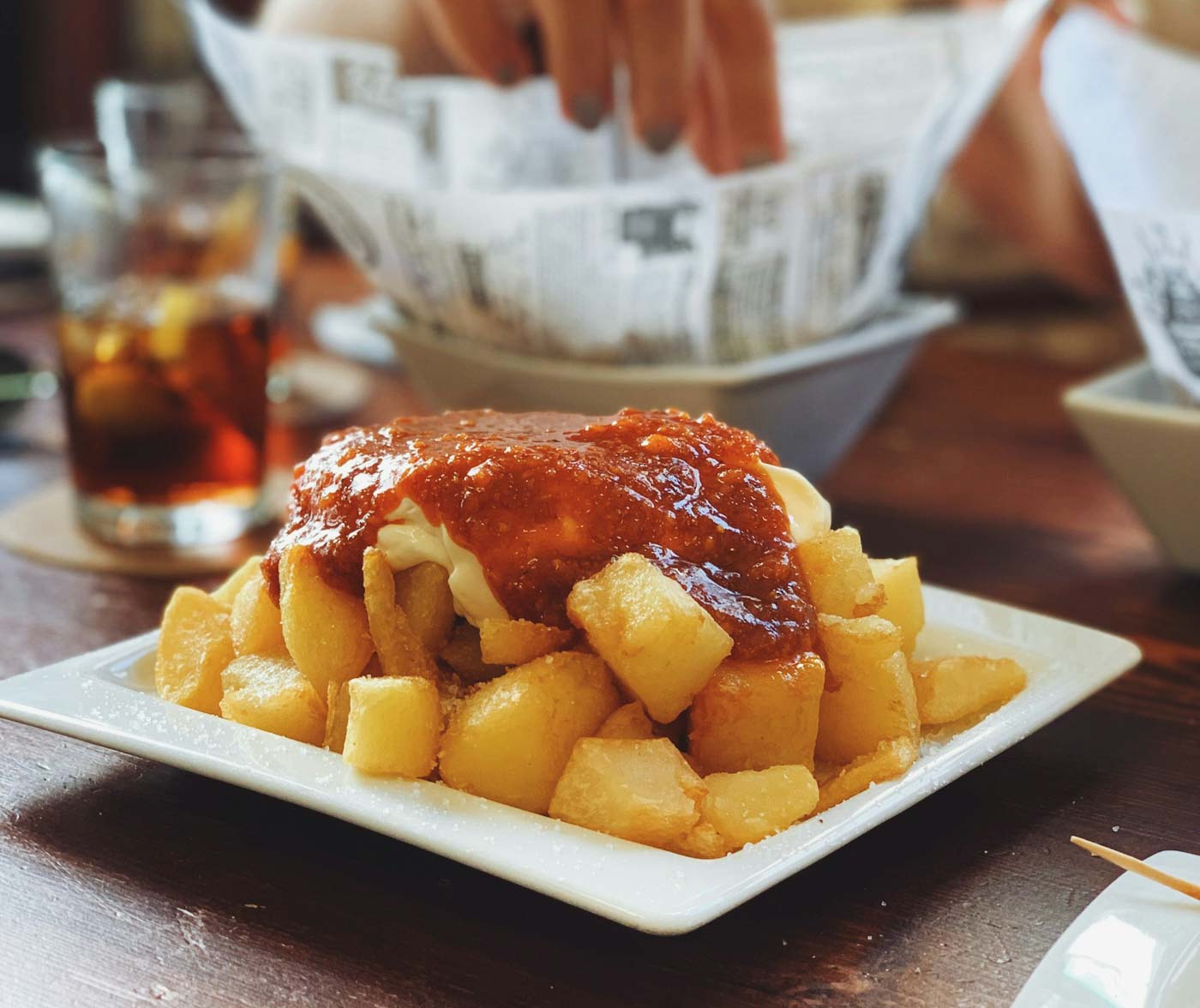 Patatas_bravas_Seville