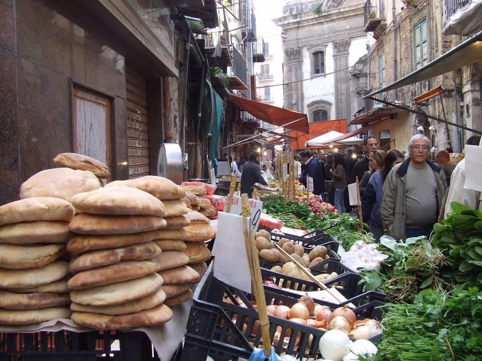 Ballaro_market_bread_stand